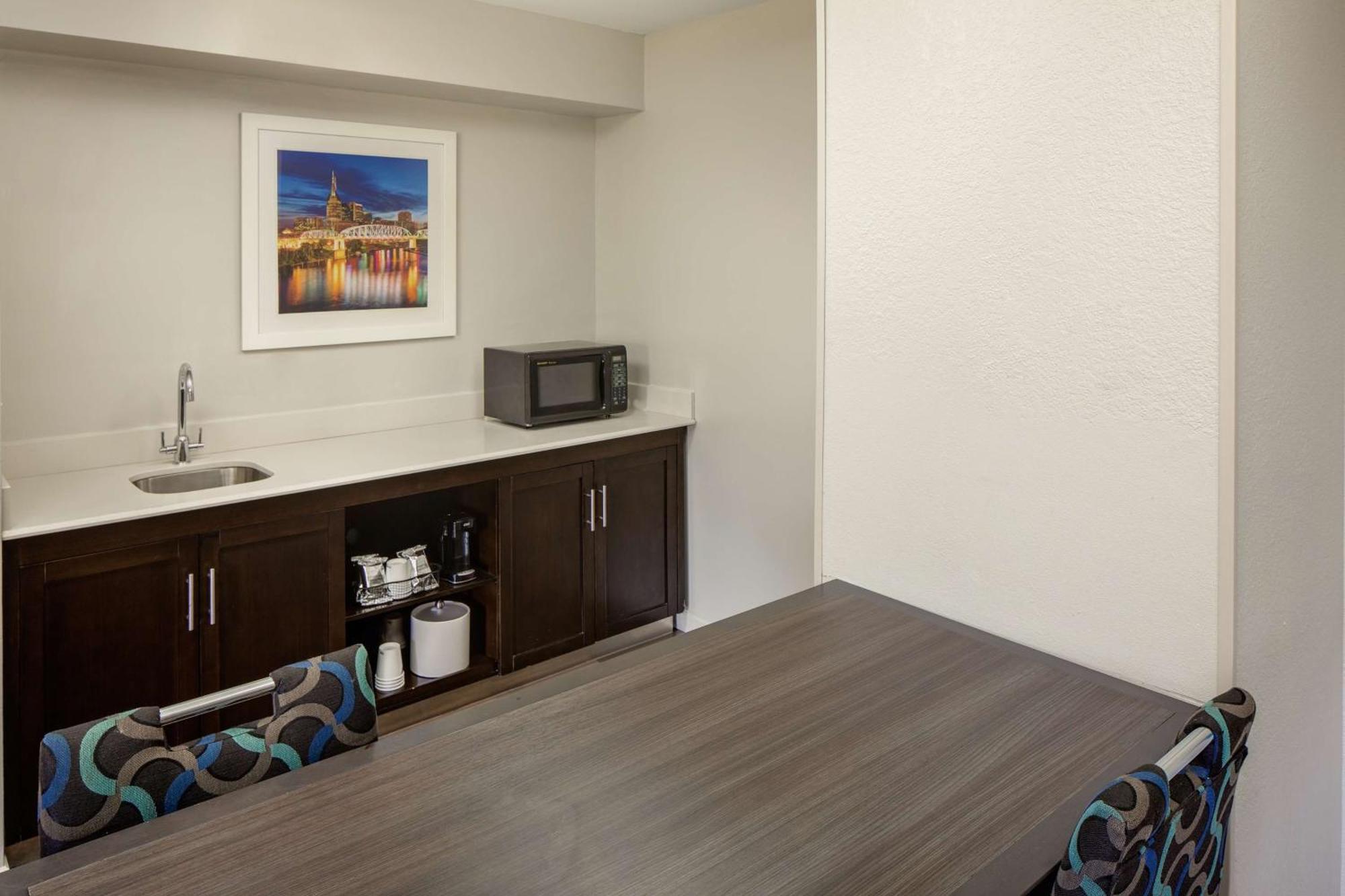 Hampton Inn & Suites Nashville-Airport Luaran gambar